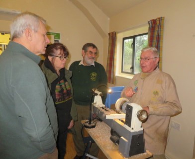 An attentive audience for Keith Leonard